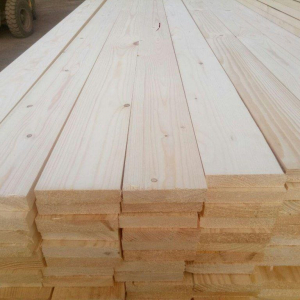 Доска обрезанная из сосны 50x300x6000 мм